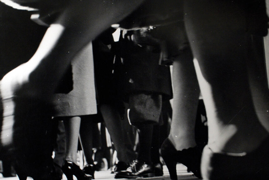 Sidewalk by Lisette Model, the baudoin lebon gallery